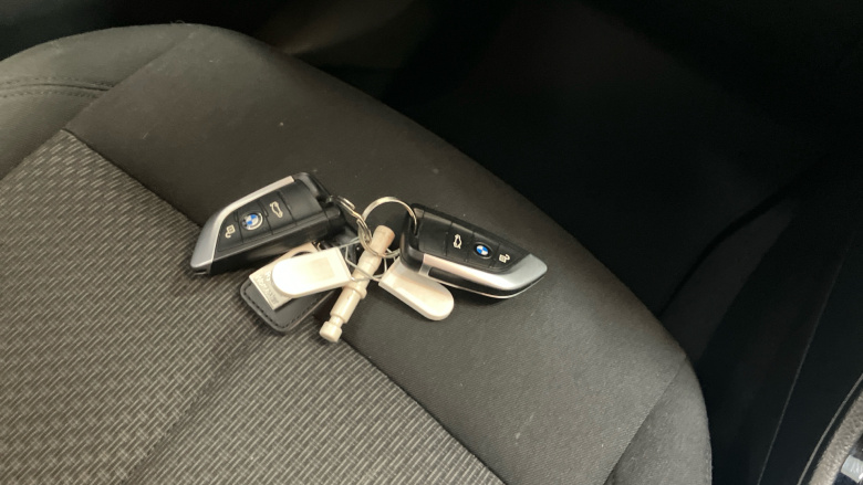 BMW 2 Series 220i SE 5dr DCT Petrol Hatchback